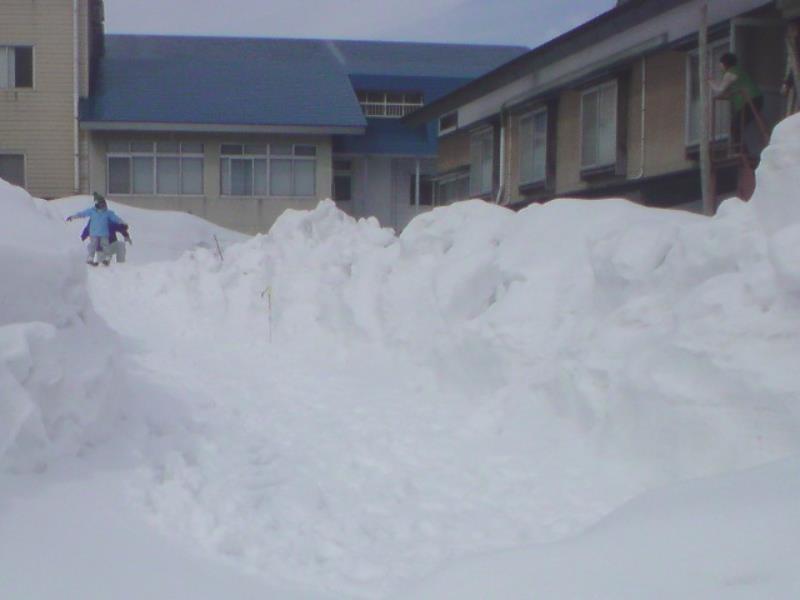 Takanoya Hotel Yuzawa  Buitenkant foto